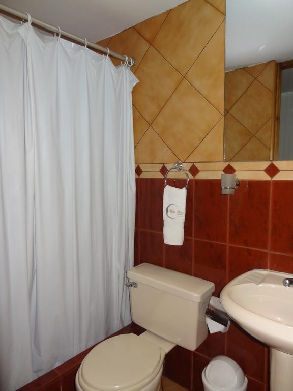 Hostal Media Luna Trujillo Cameră foto